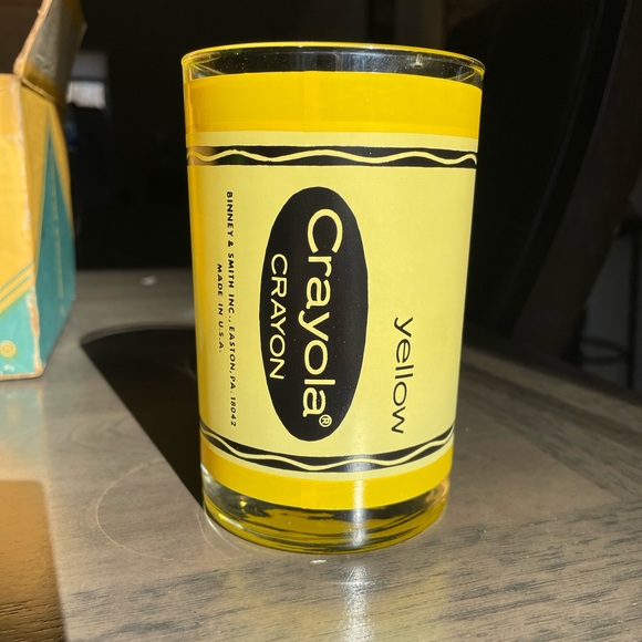 RARE LIMITED EDITION Crayola Crayon glasses, brand new, original box! - Picture 6 of 9